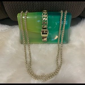 ❌SOLD❌.     Mini Handbag With Gold Chain